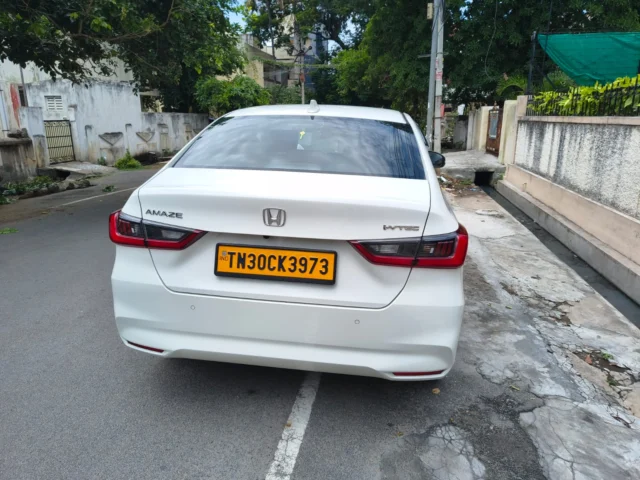 Honda Amaze taxi rear view