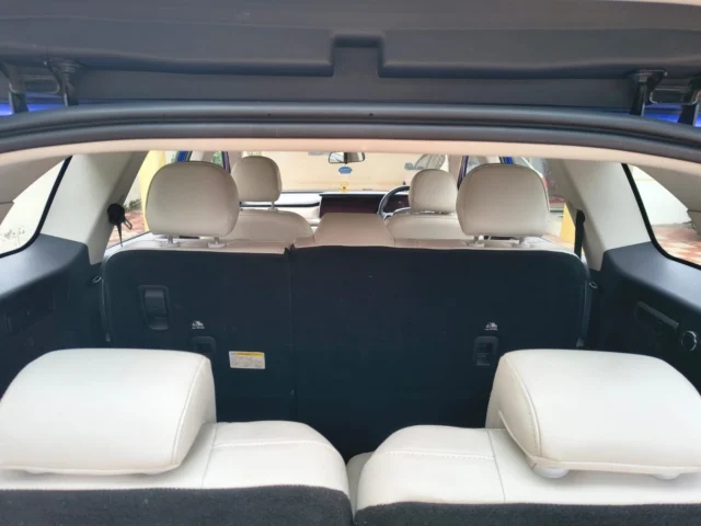 Mahindra XUV700 premium interior seats